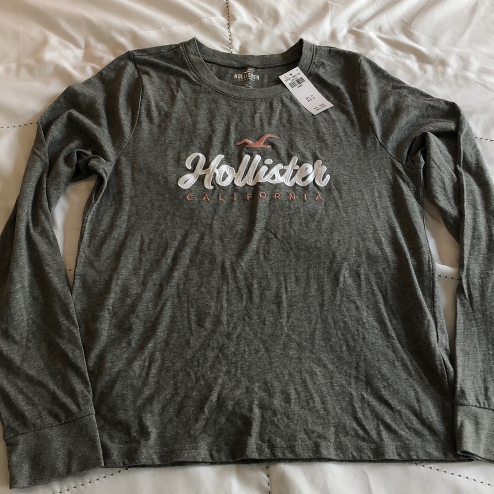 Super soft Hollister shirt ❤️